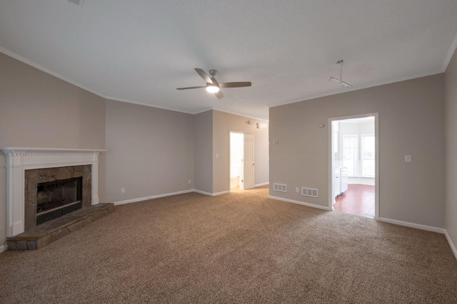 2195 Fairways - New - 1 property image