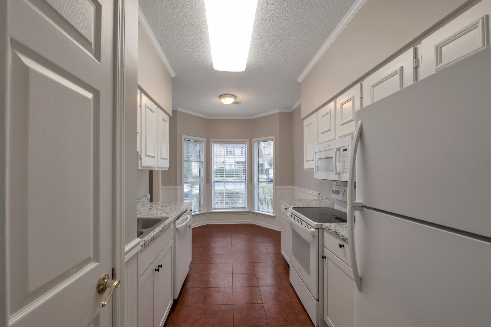 2195 Fairways - New - 1 property image