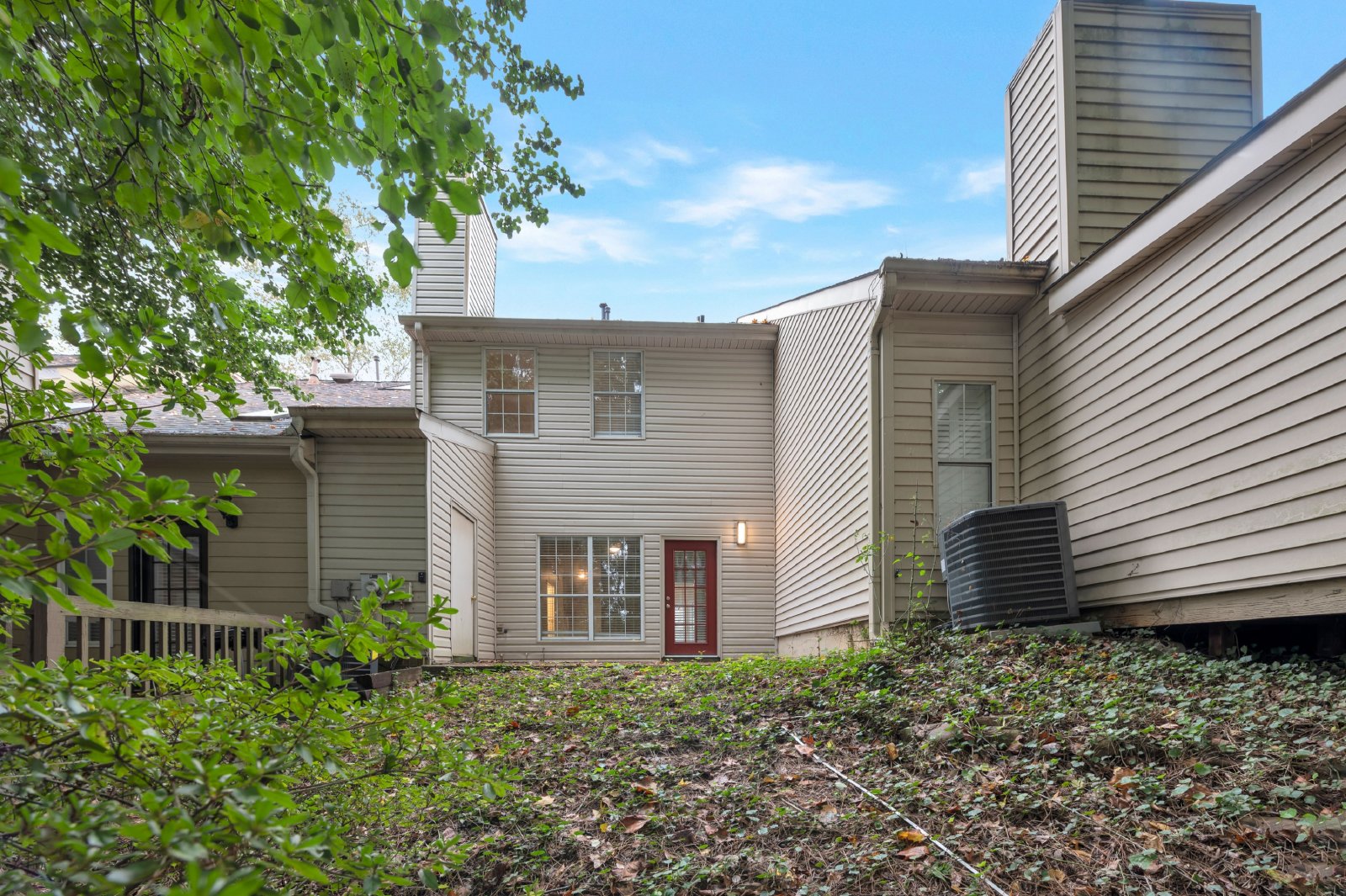 2195 Fairways - New - 1 property image