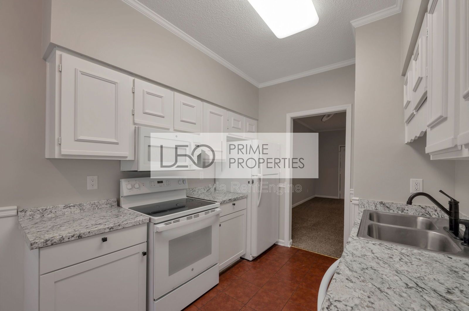 2195 Fairways Court property image