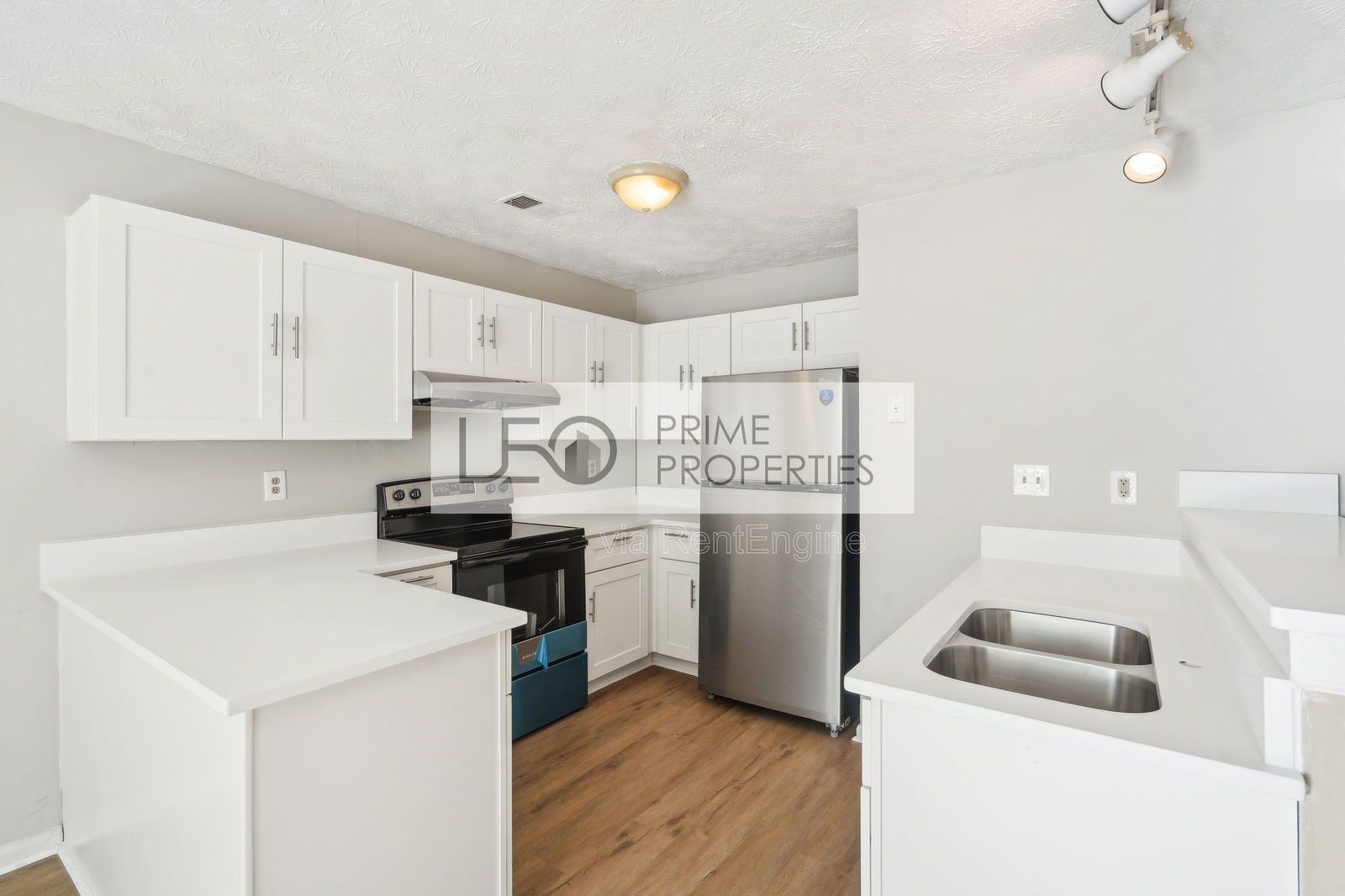 1066 Rock Creek Ln property image