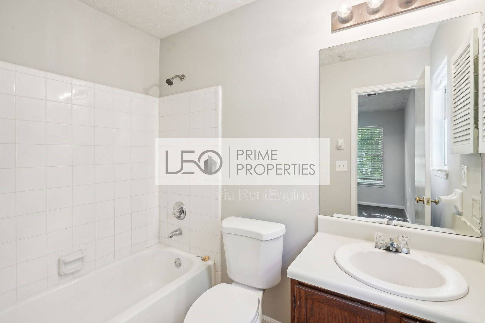 1066 Rock Creek Ln property image