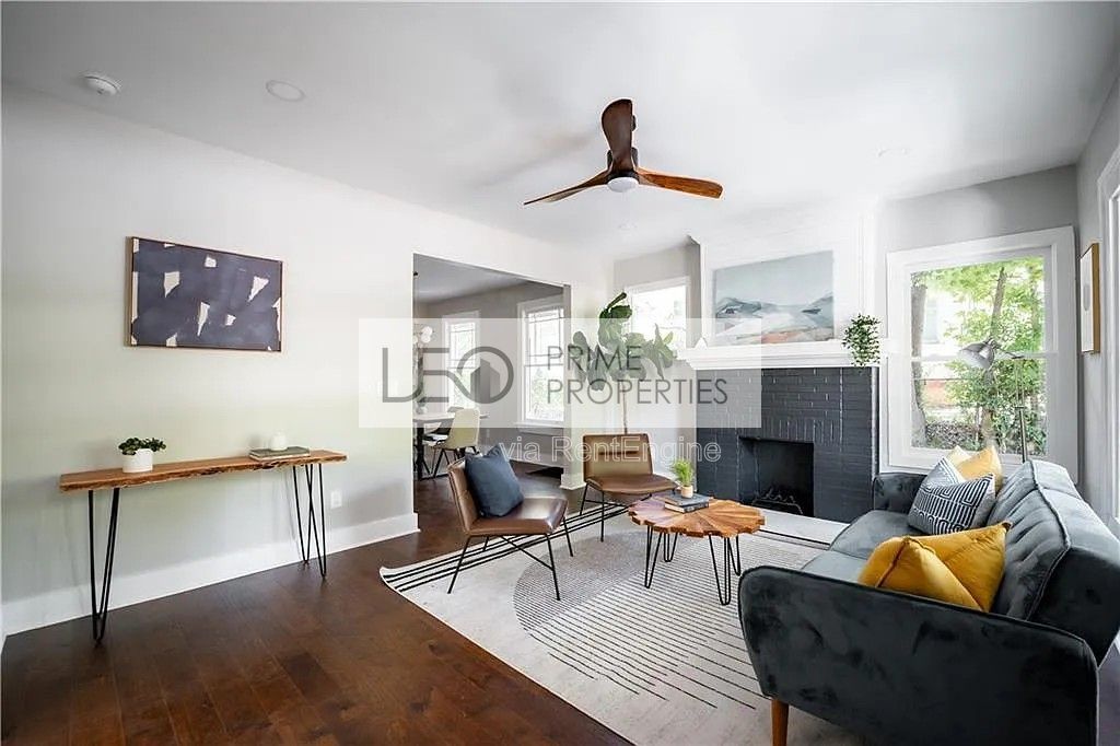 943 Rose Circle Southwest property image