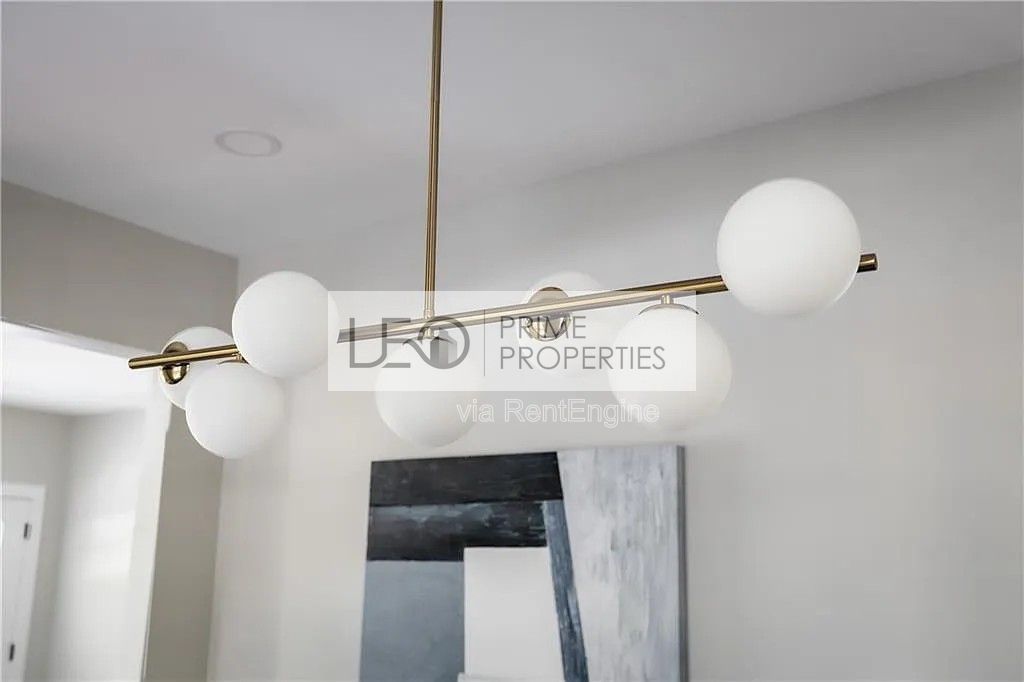 943 Rose Circle Southwest property image