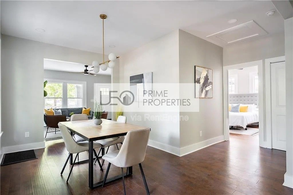 943 Rose Circle Southwest property image