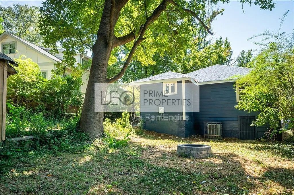 943 Rose Circle Southwest property image