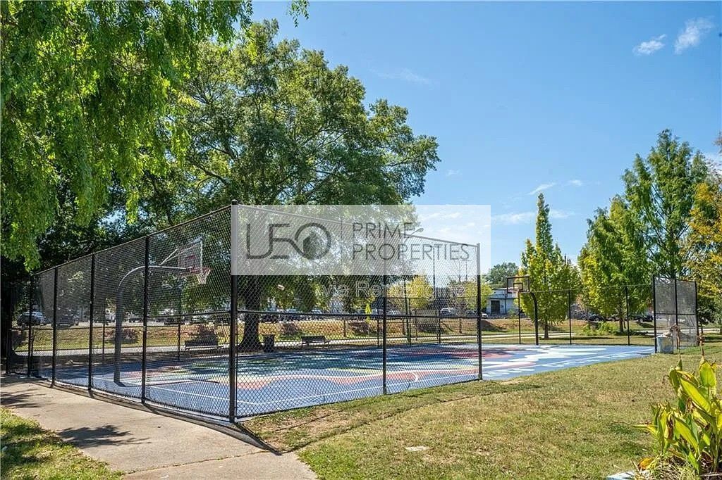 943 Rose Circle Southwest property image