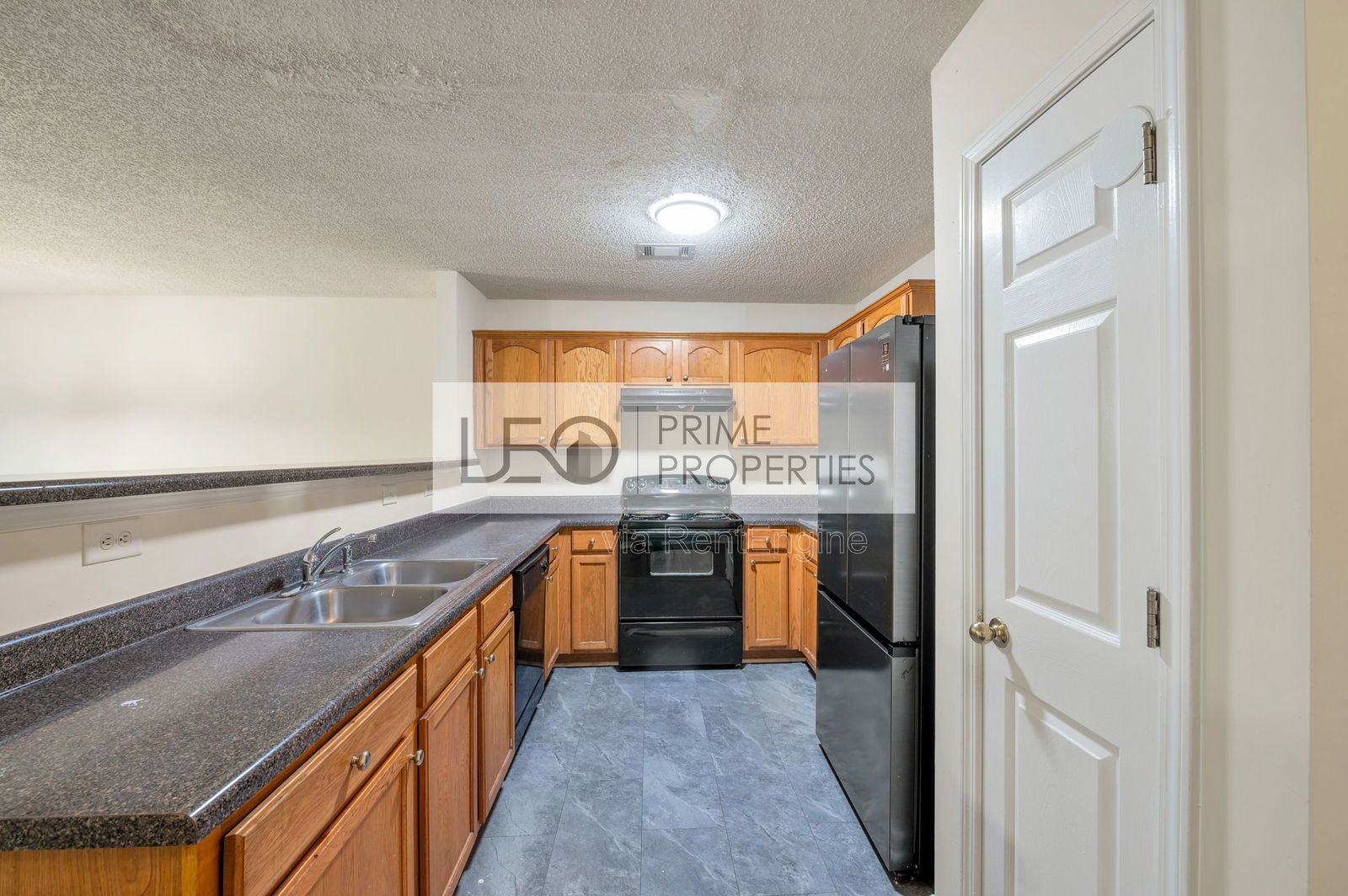 950 Parkway Road property image