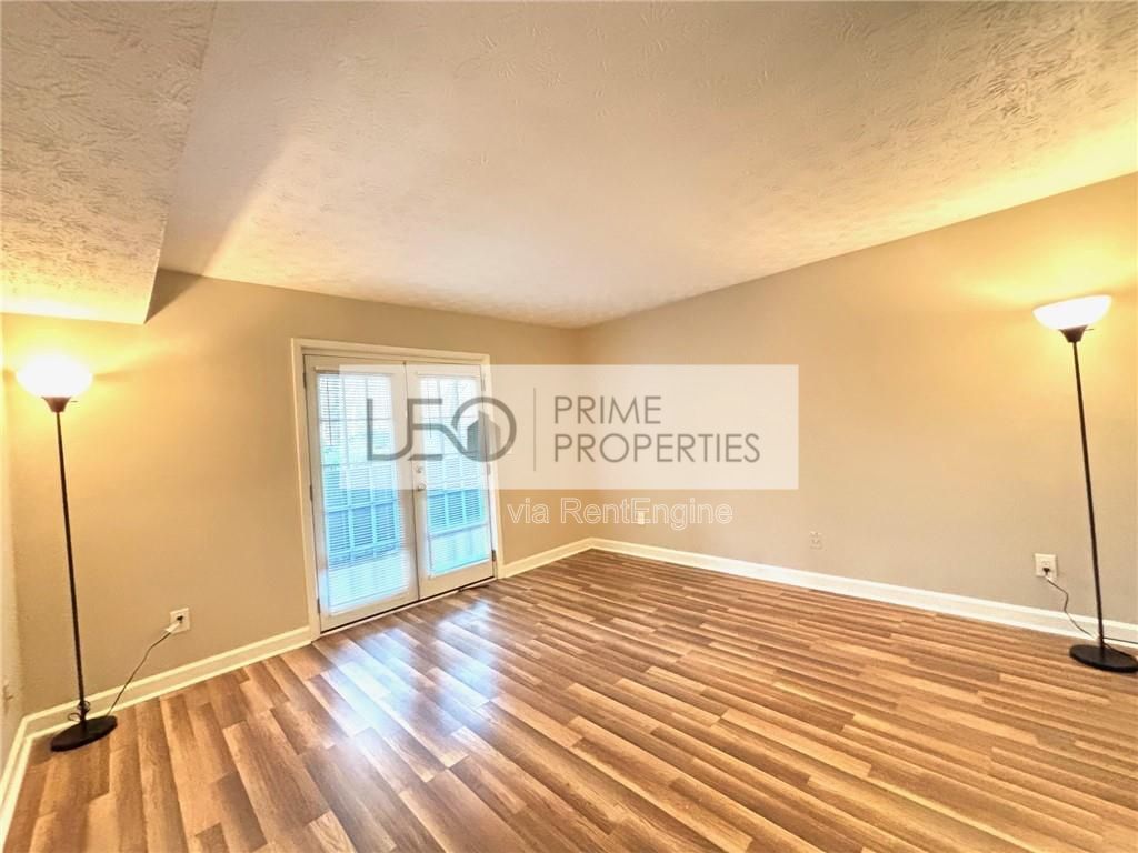 1011 Dunbar Drive property image