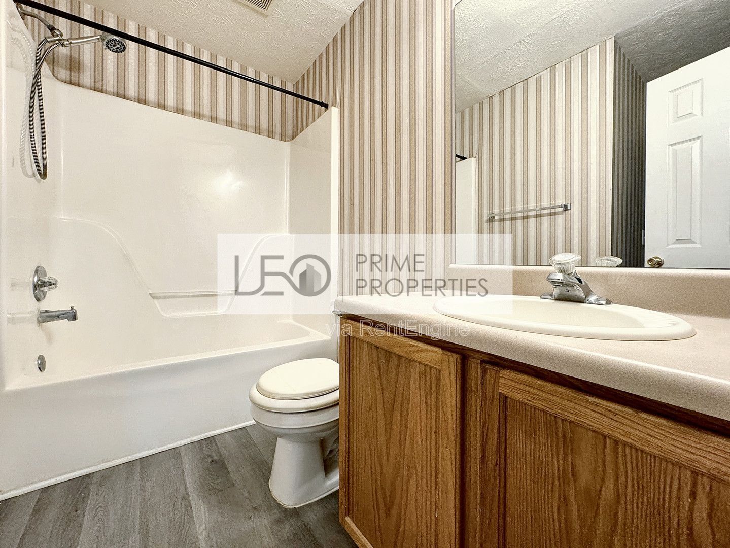 5916 Dogwood Manor Lithonia, GA 30038 property image