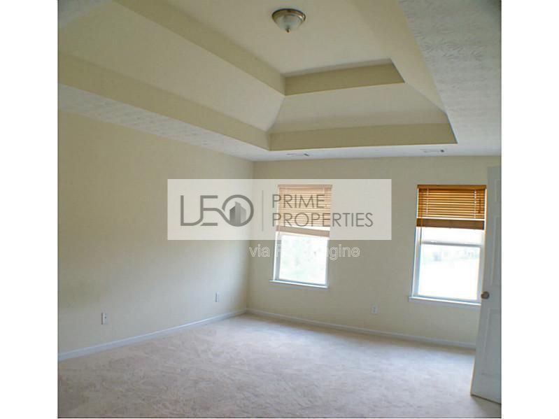 3168 Meadow Point Drive Snellville, GA 30039 property image