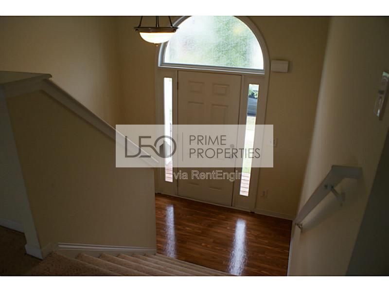 3168 Meadow Point Drive Snellville, GA 30039 property image