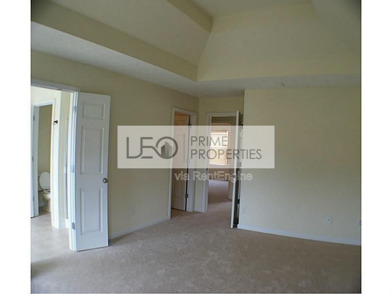 3168 Meadow Point Drive Snellville, GA 30039 property image