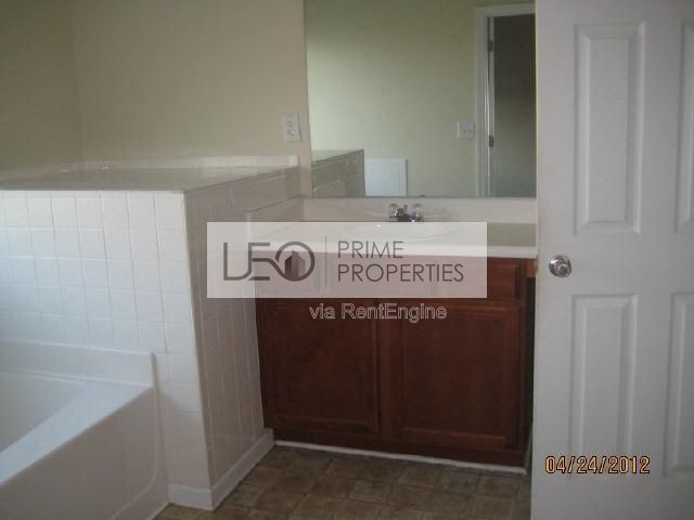 3168 Meadow Point Drive Snellville, GA 30039 property image