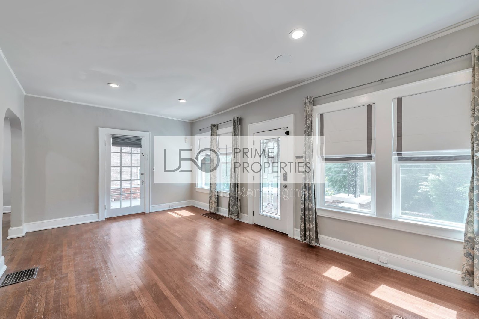 1745 Sylvan Road Southwest Atlanta, GA 30310 property image
