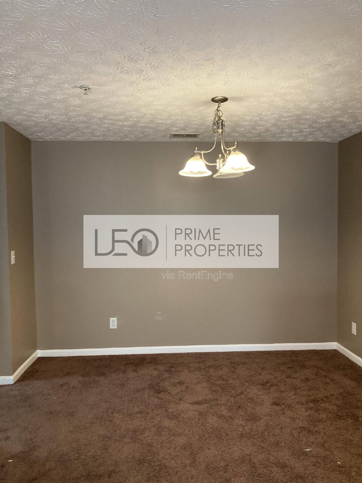 7201 Fairington Ridge Circle Lithonia, GA 30038 property image