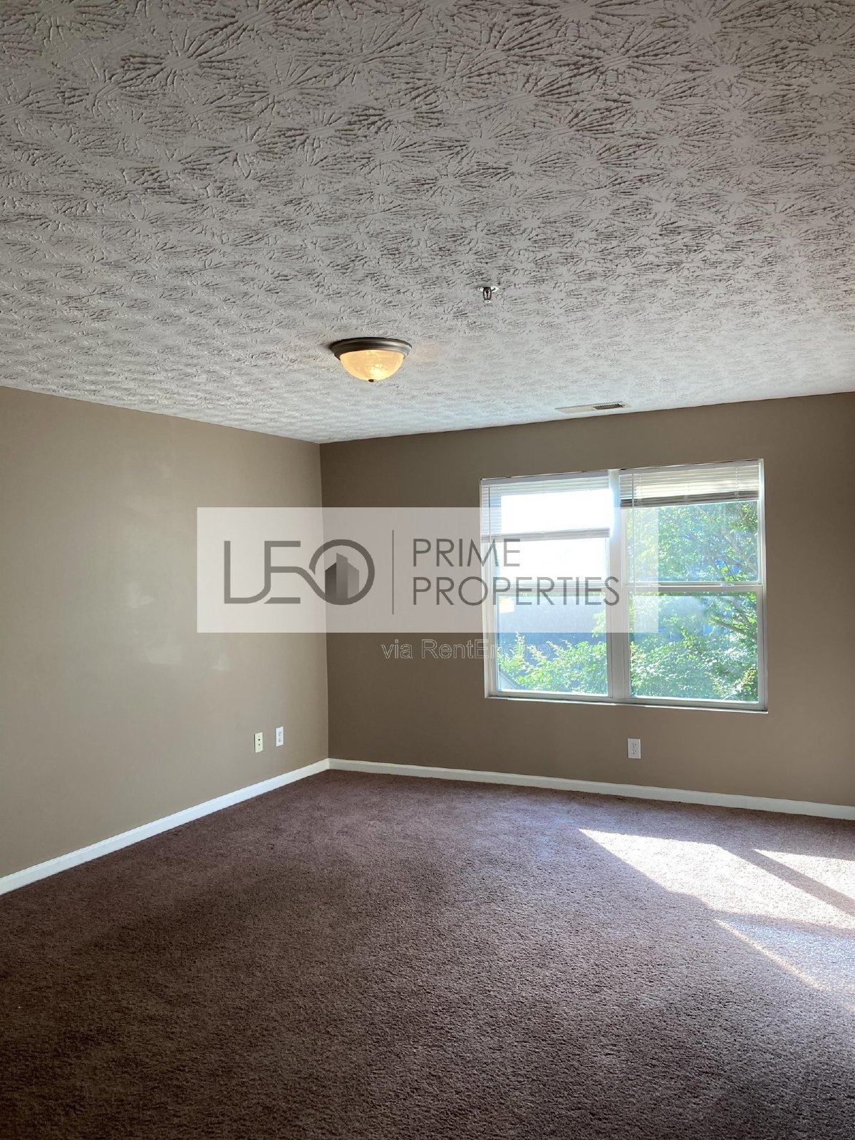 7201 Fairington Ridge Circle Lithonia, GA 30038 property image