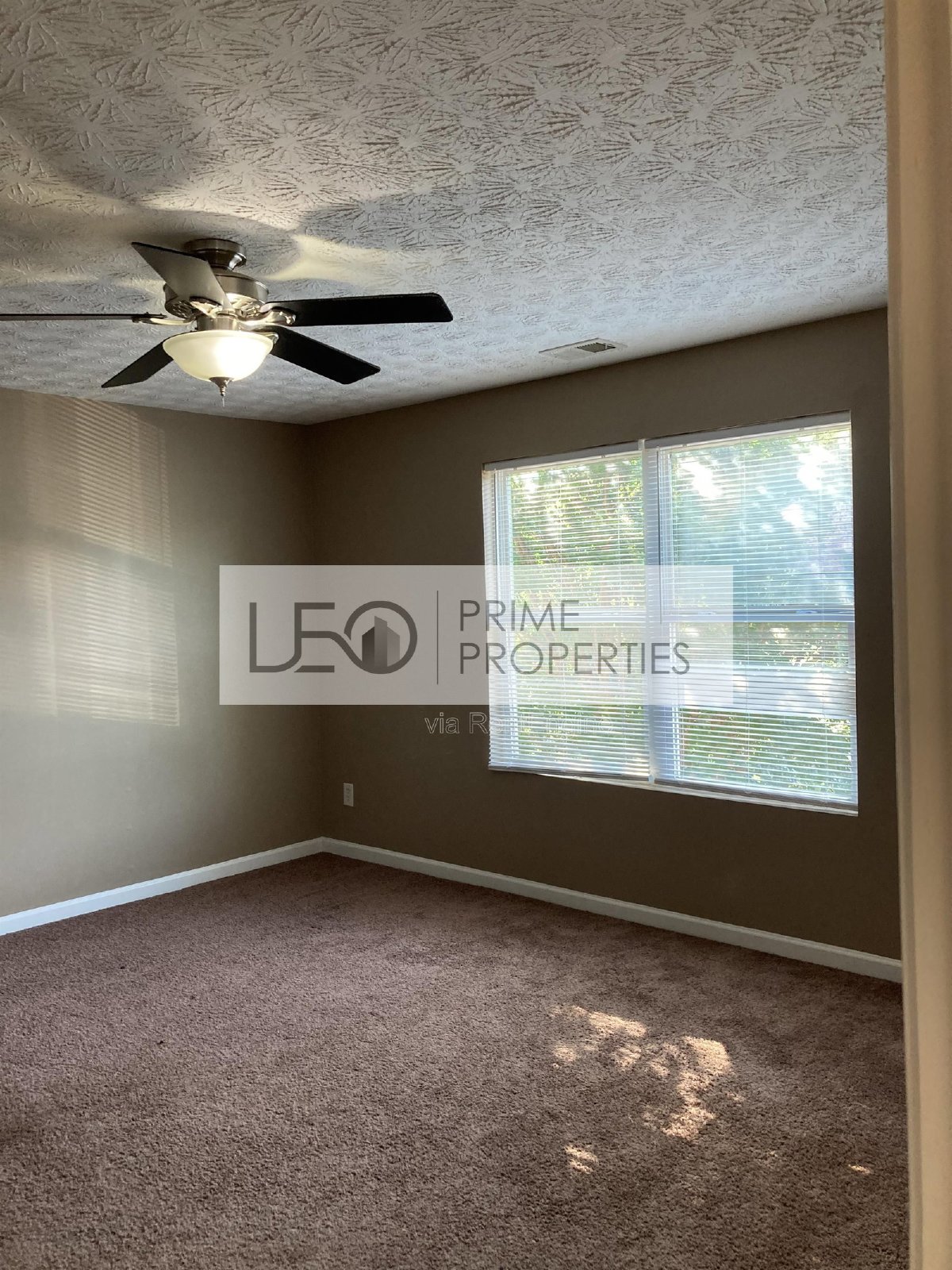 7201 Fairington Ridge Circle Lithonia, GA 30038 property image
