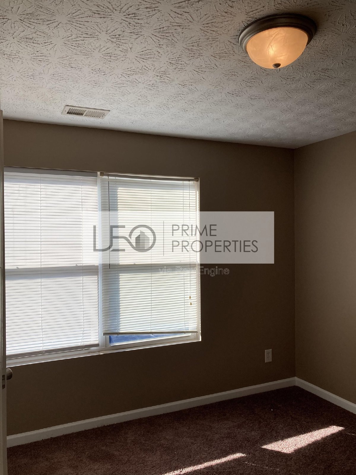 7201 Fairington Ridge Circle Lithonia, GA 30038 property image