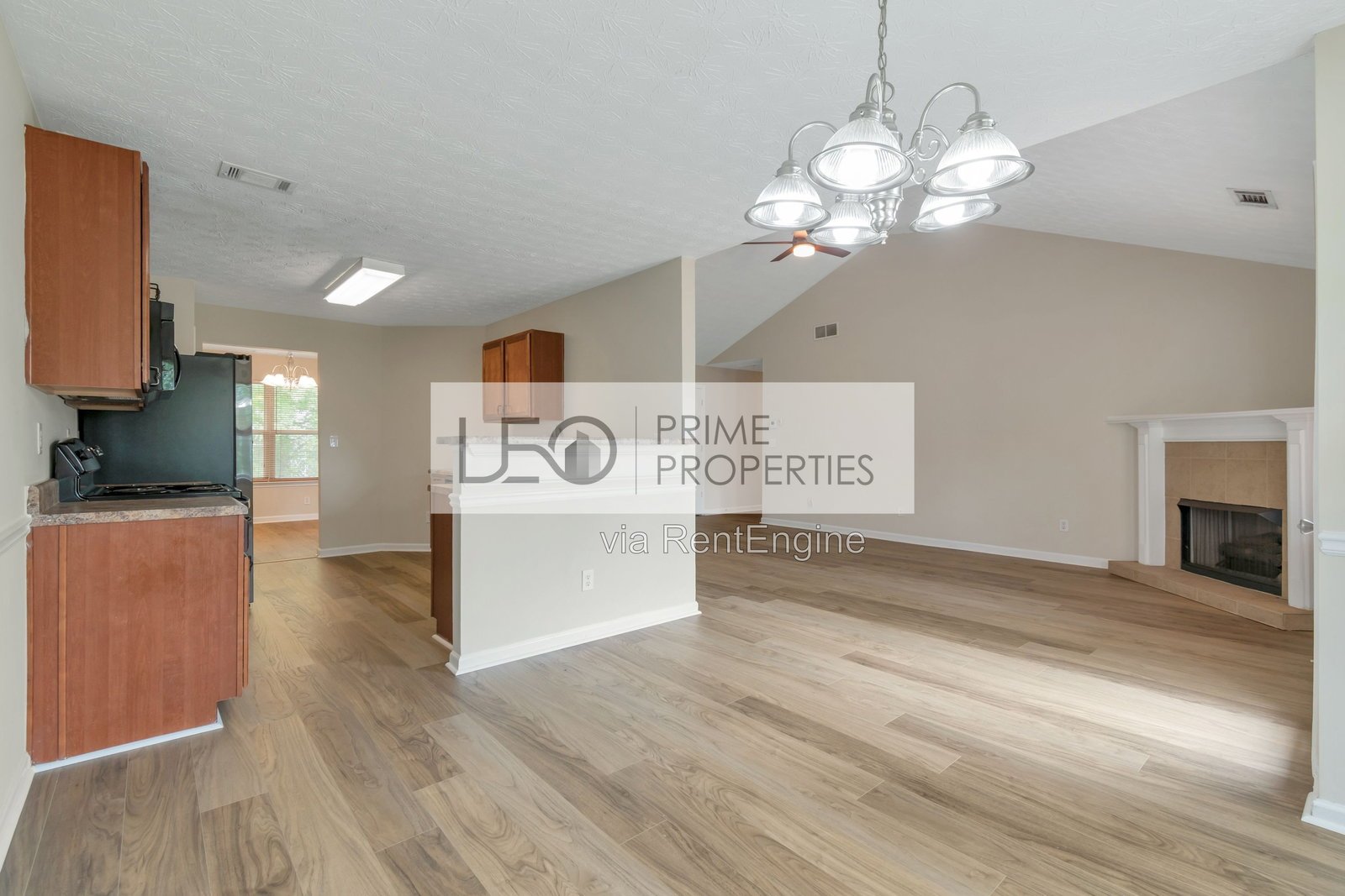 3168 Meadow Point Drive Snellville, GA 30039 property image