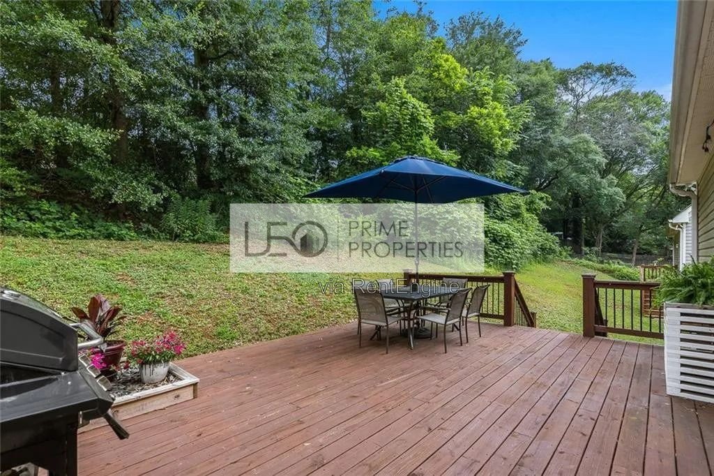 162 Lowry Street Northeast Atlanta, GA 30307 property image