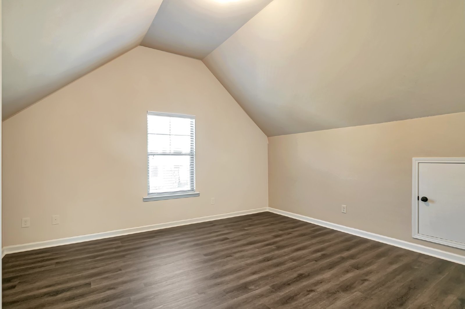 4276 Constellation Blvd. - 1 property image